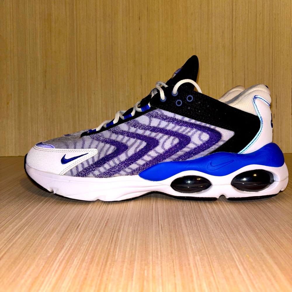 SOLD!!!!Nike Air Max TW Men’s White & Blue Size 13